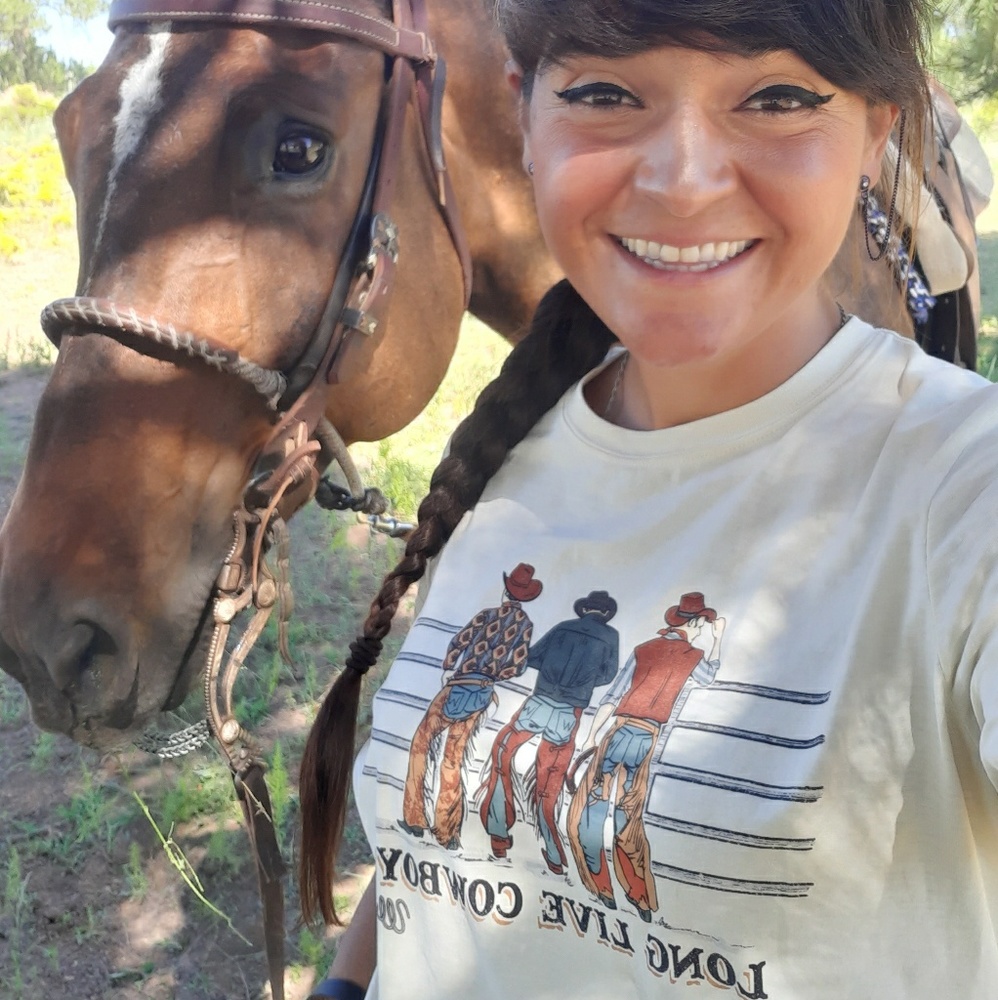 Meet your Posher, Dana